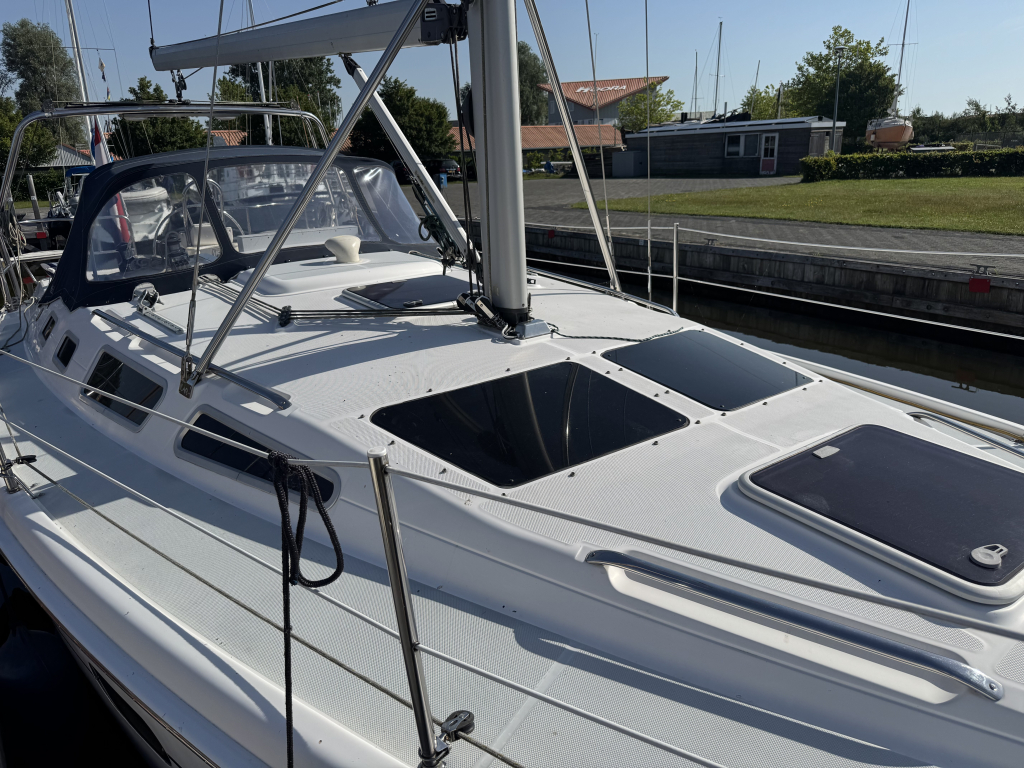 Hunter 356 — foto 36 van 72