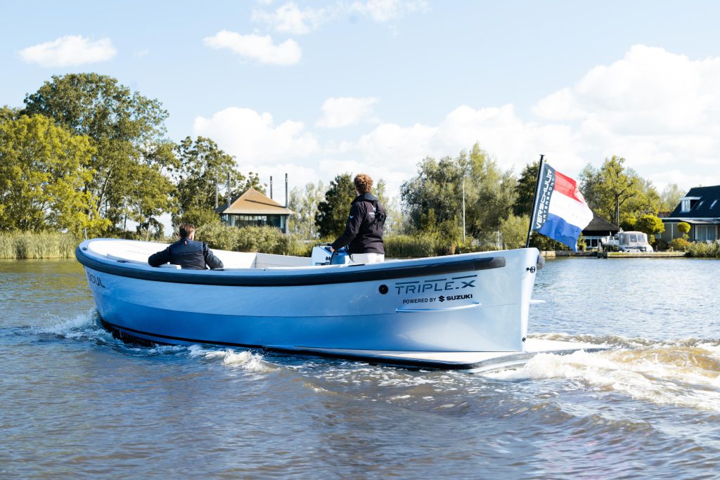 Triple X Ibiza edition incl 300 Pk en luxe opties — foto 1 van 13