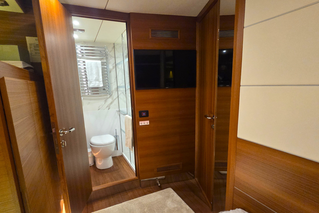 Delta Powerboats 88 Carbon — foto 56 van 75