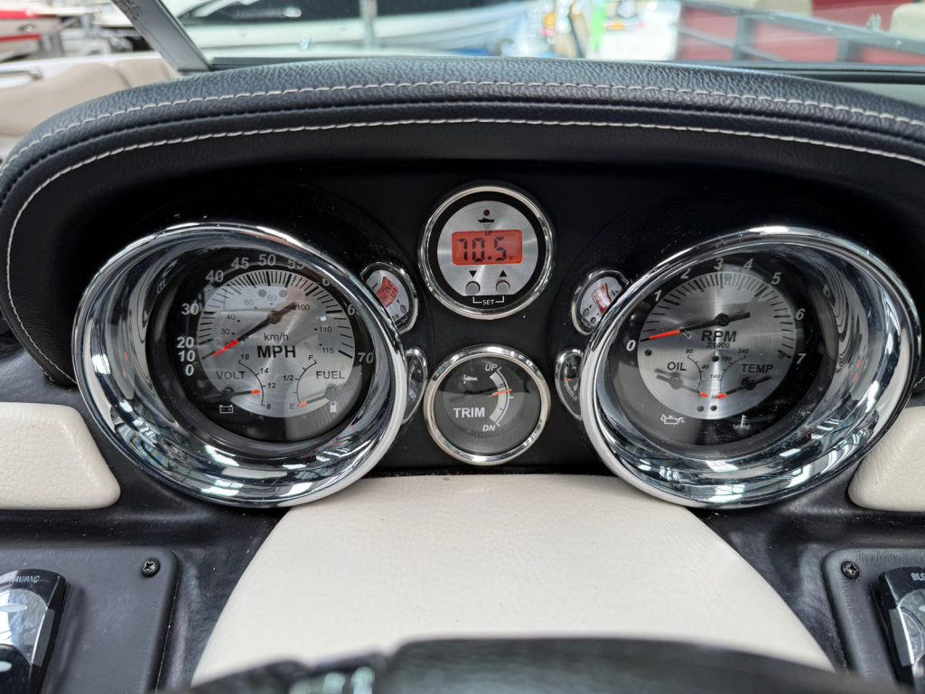 Crownline 225 SS — foto 33 van 39