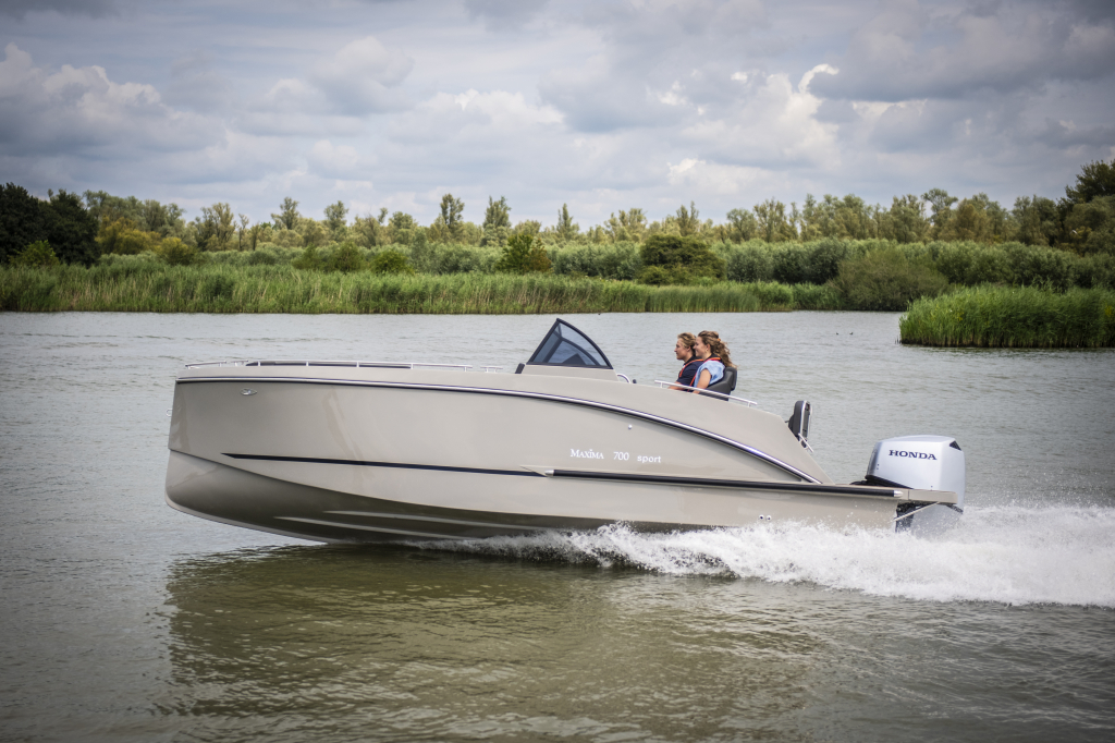 Maxima 700 sport | Console boot | Vanaf €41.945,- — foto 10 van 11