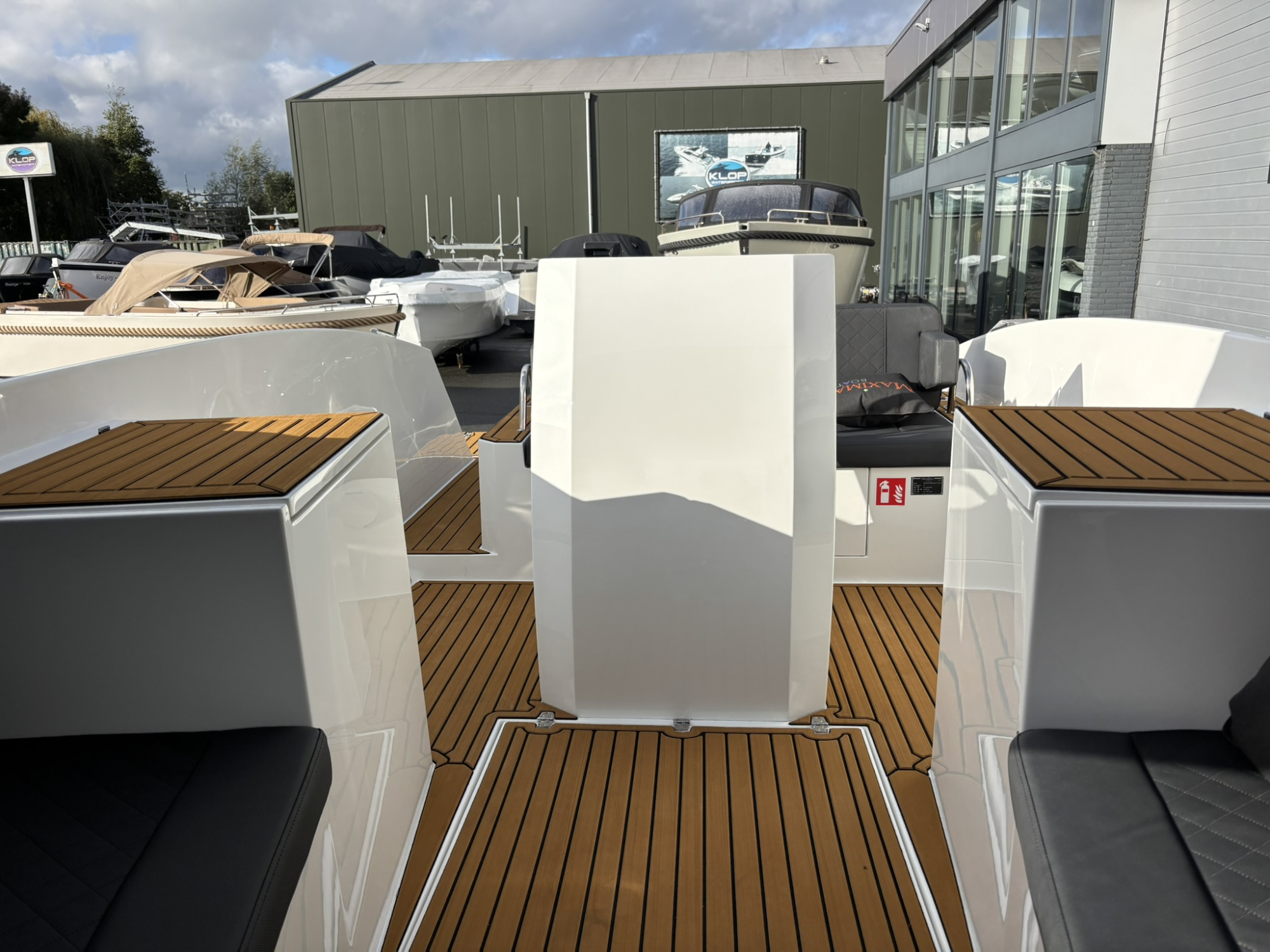 Maxima Boats 680 Sport Lounge met Honda 250 pk op voorraad! — foto 16 van 17