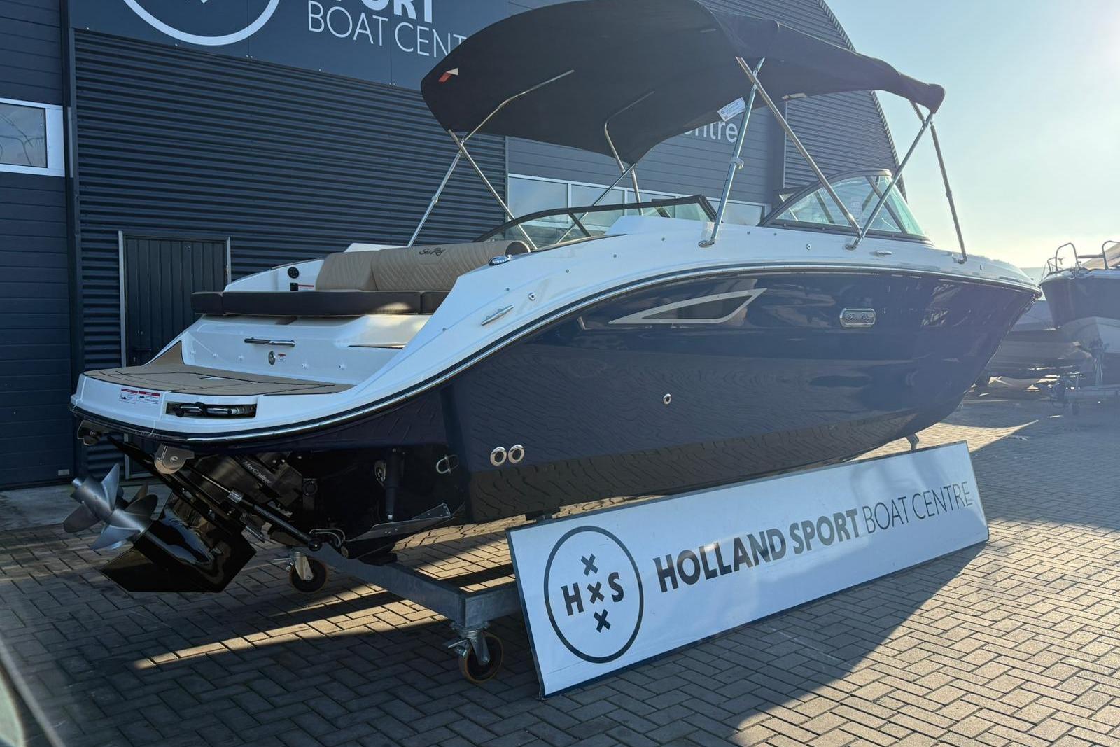 Sea Ray SDX 230 — foto 14 van 32
