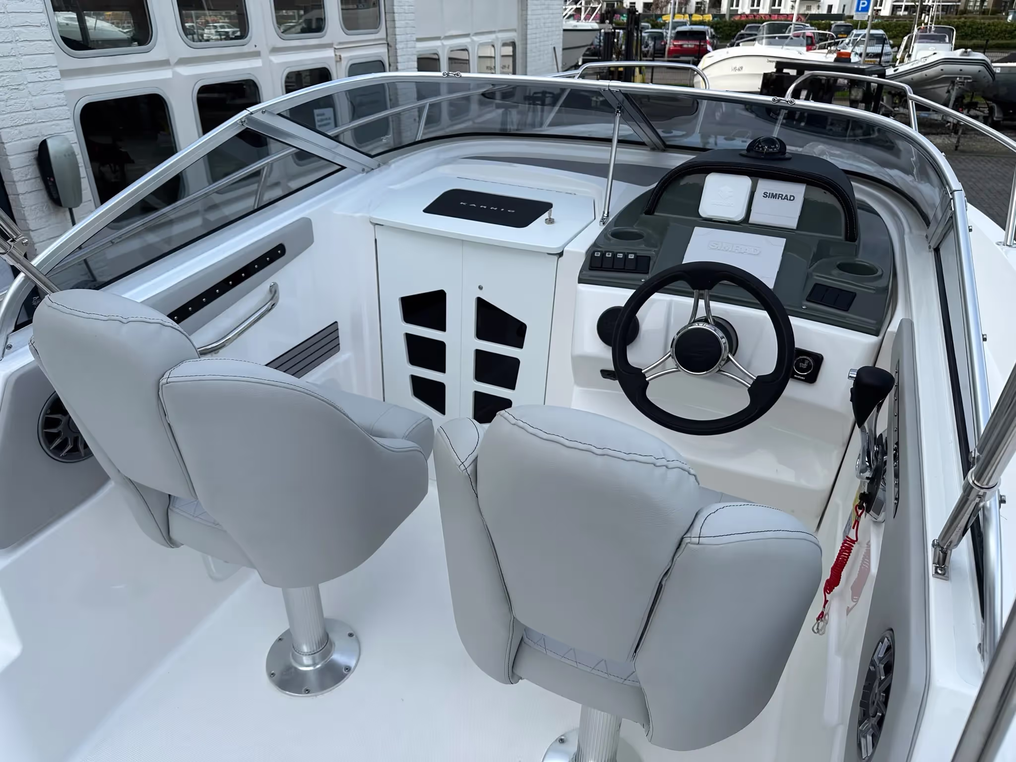 Karnic SL640 Walkaround — foto 9 van 25