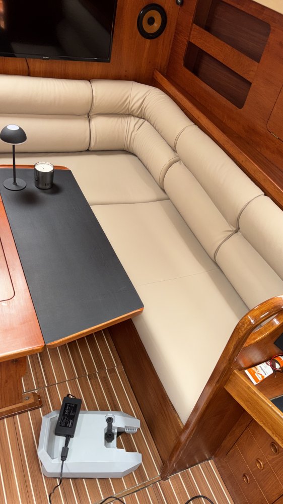 VOLVO PENTA Moody - Sailing Yacht - GRP (Polyester) - 1990 - € 85.000 — foto 9 van 11