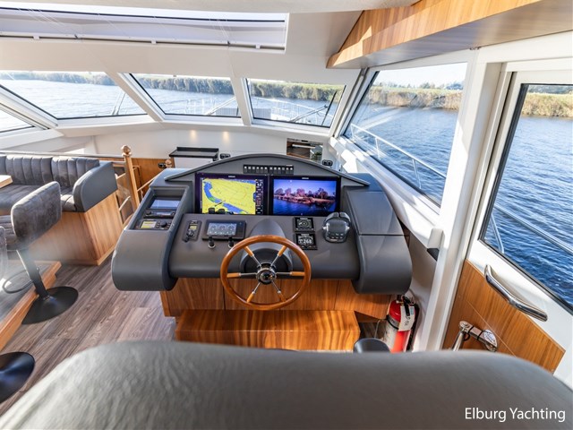 Pacific Pearl S200 — foto 8 van 95