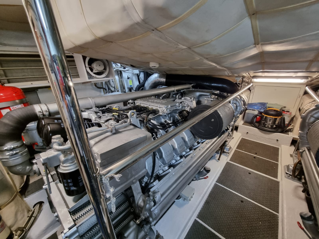 Pershing 76  — foto 37 van 39