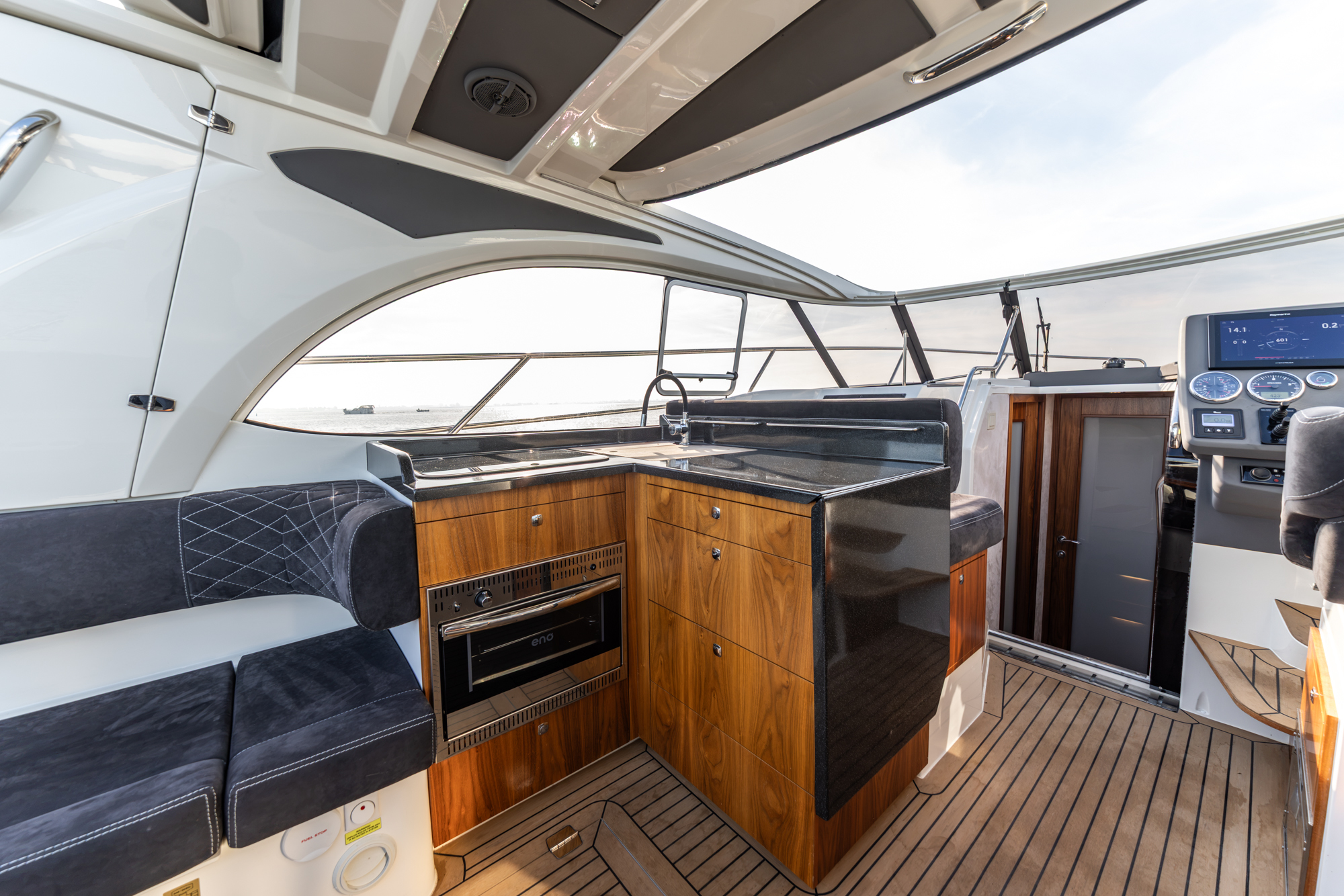 Marex 360 Cabriolet Cruiser — foto 17 van 46