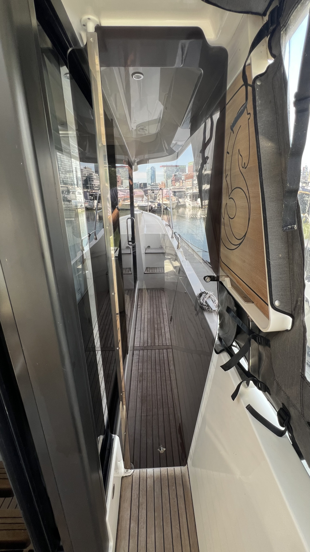 Beneteau Swift Trawler 35 — foto 34 van 76
