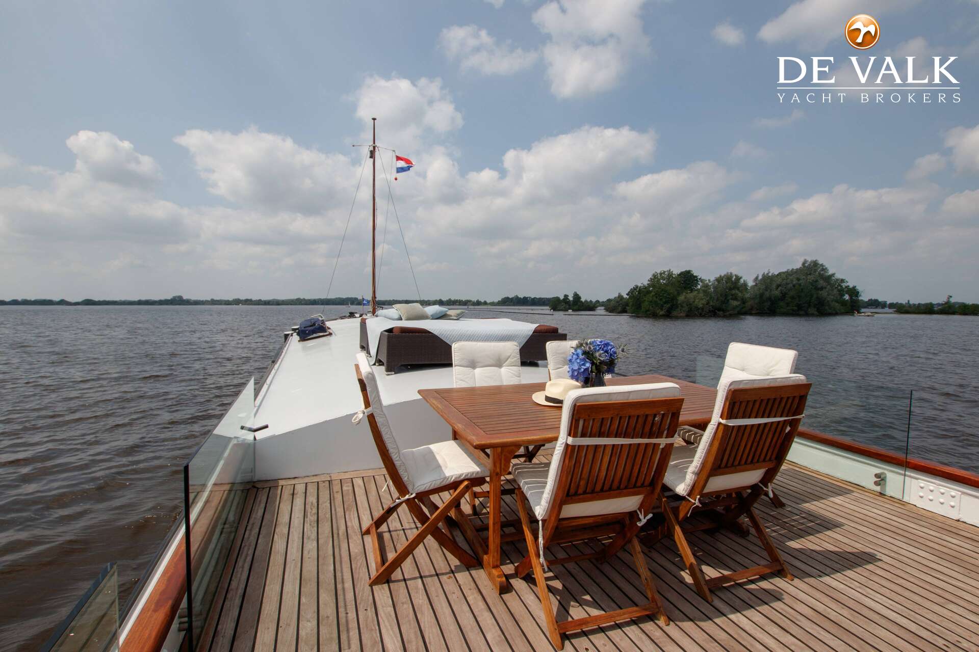 Houseboat Waterloft Luxemotor Spitz 38M — foto 15 van 44