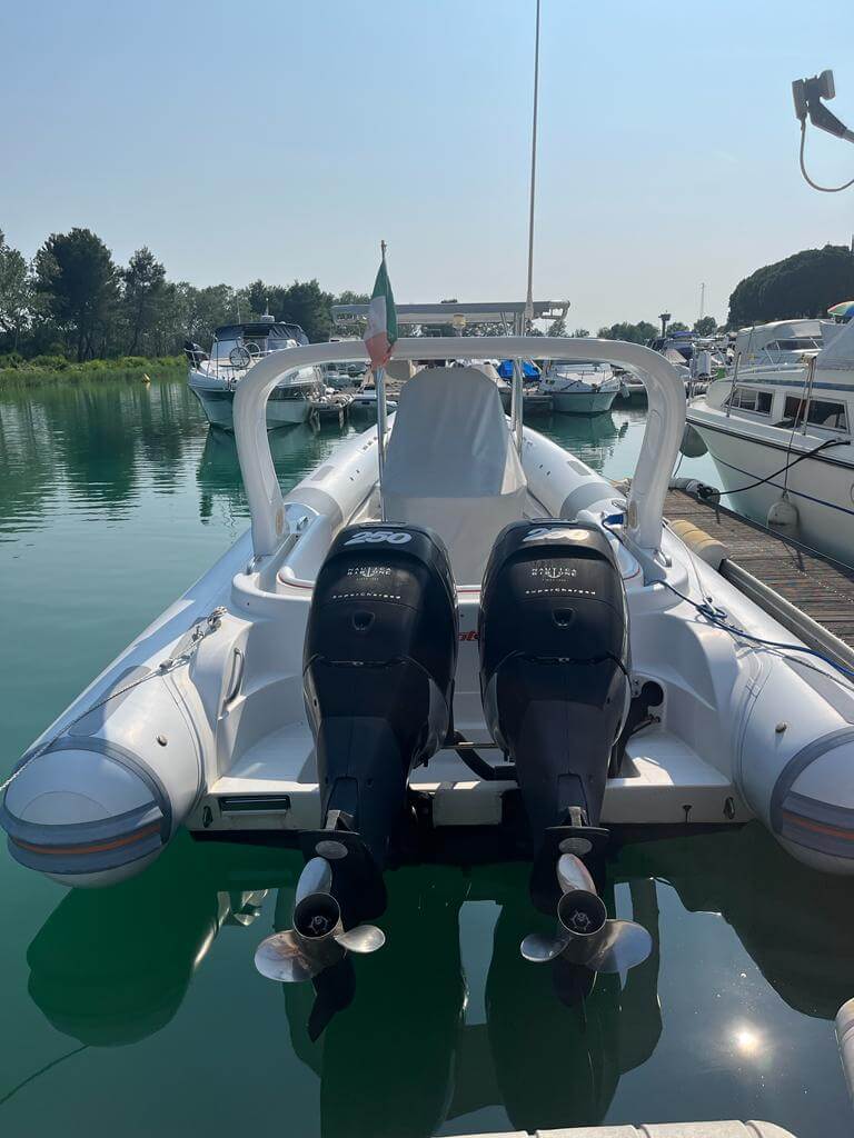 BAT 880 Ultimate - T -TOP - BluYachting — foto 5 van 12