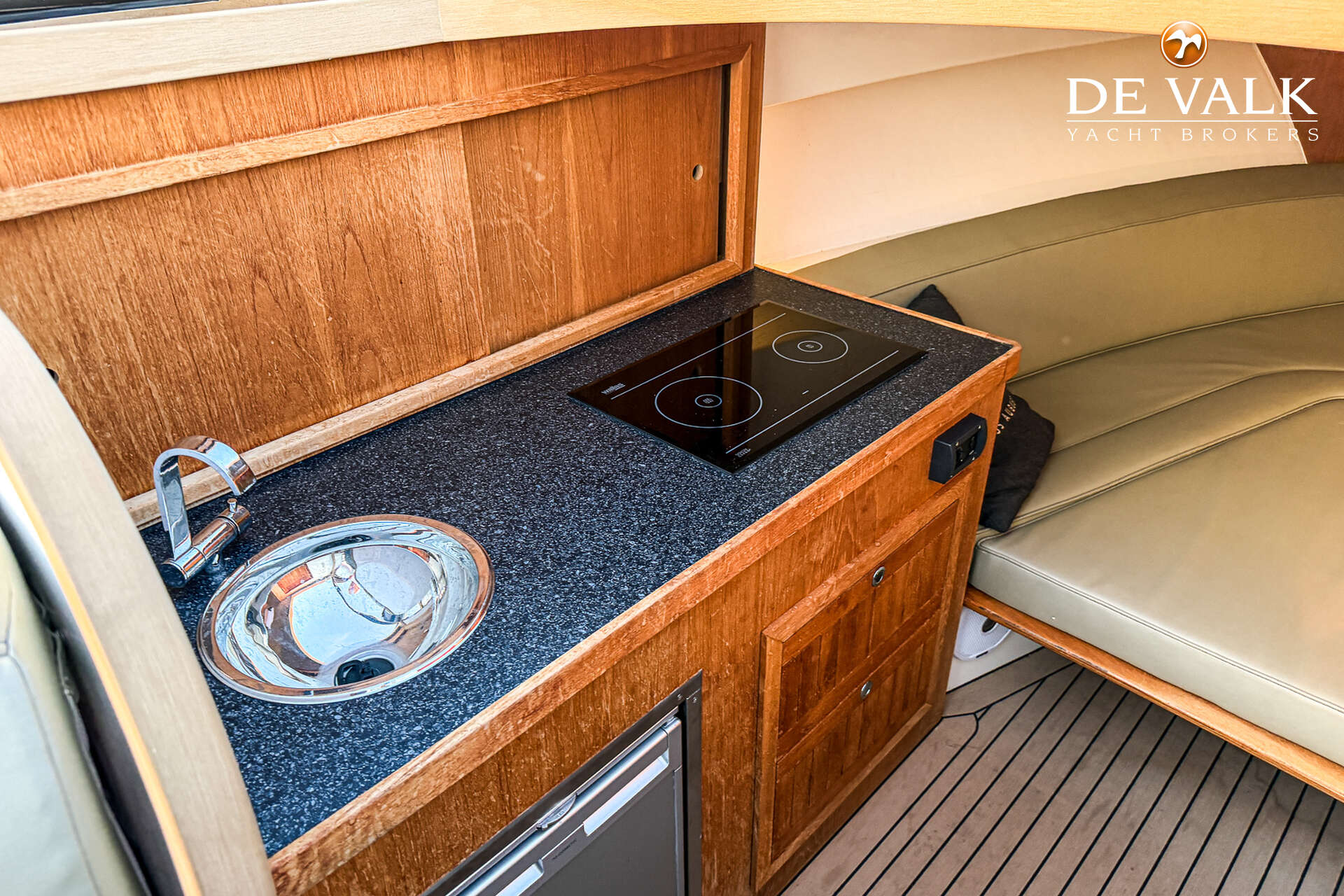 Long Island 33 Runabout — foto 21 van 30