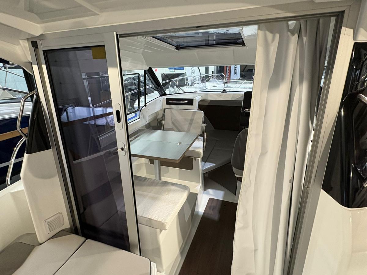 Jeanneau Merry Fisher 695 Serie 2. Dit schip is aanwezig op de Suzuki stand van hiswa te water 2026. — foto 7 van 18
