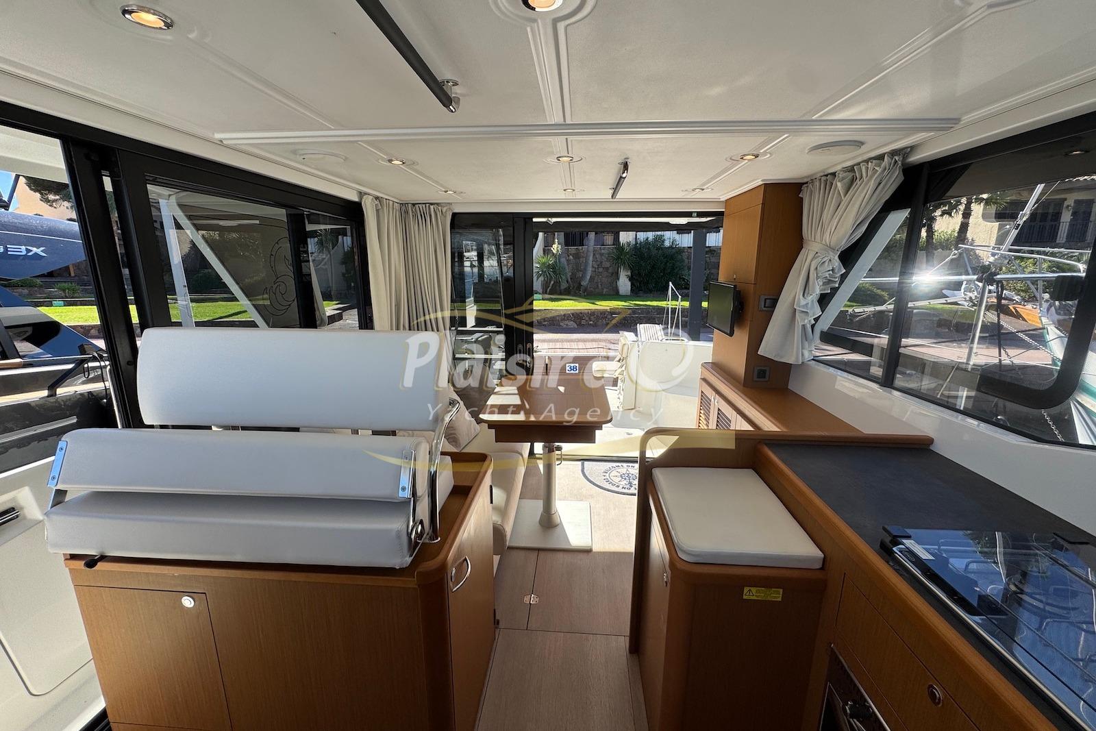Beneteau Swift Trawler 35 — foto 40 van 57
