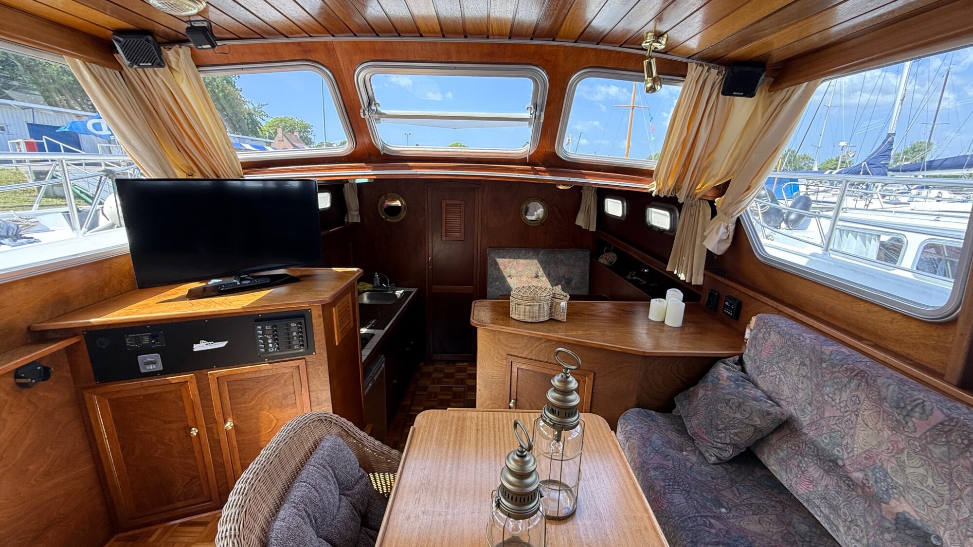 Valkkruiser Content 12.80 AK Cabrio — foto 11 van 38
