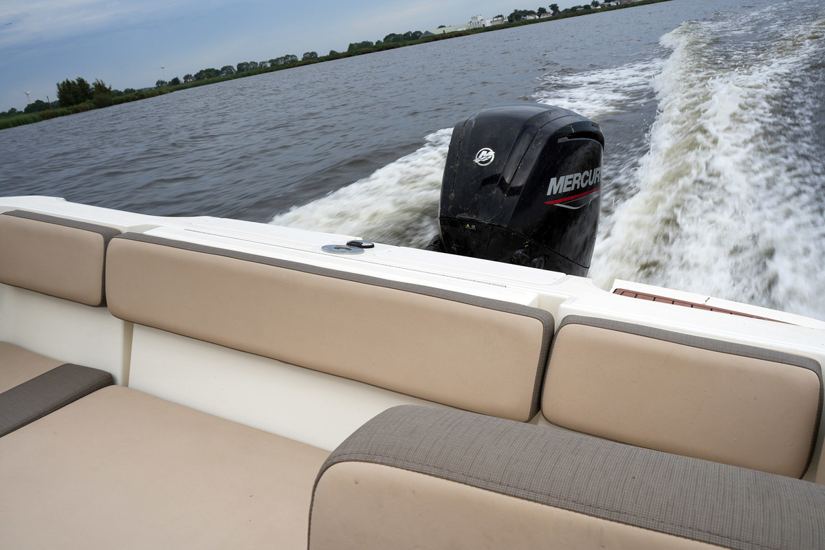 Bayliner VR4 — foto 25 van 36