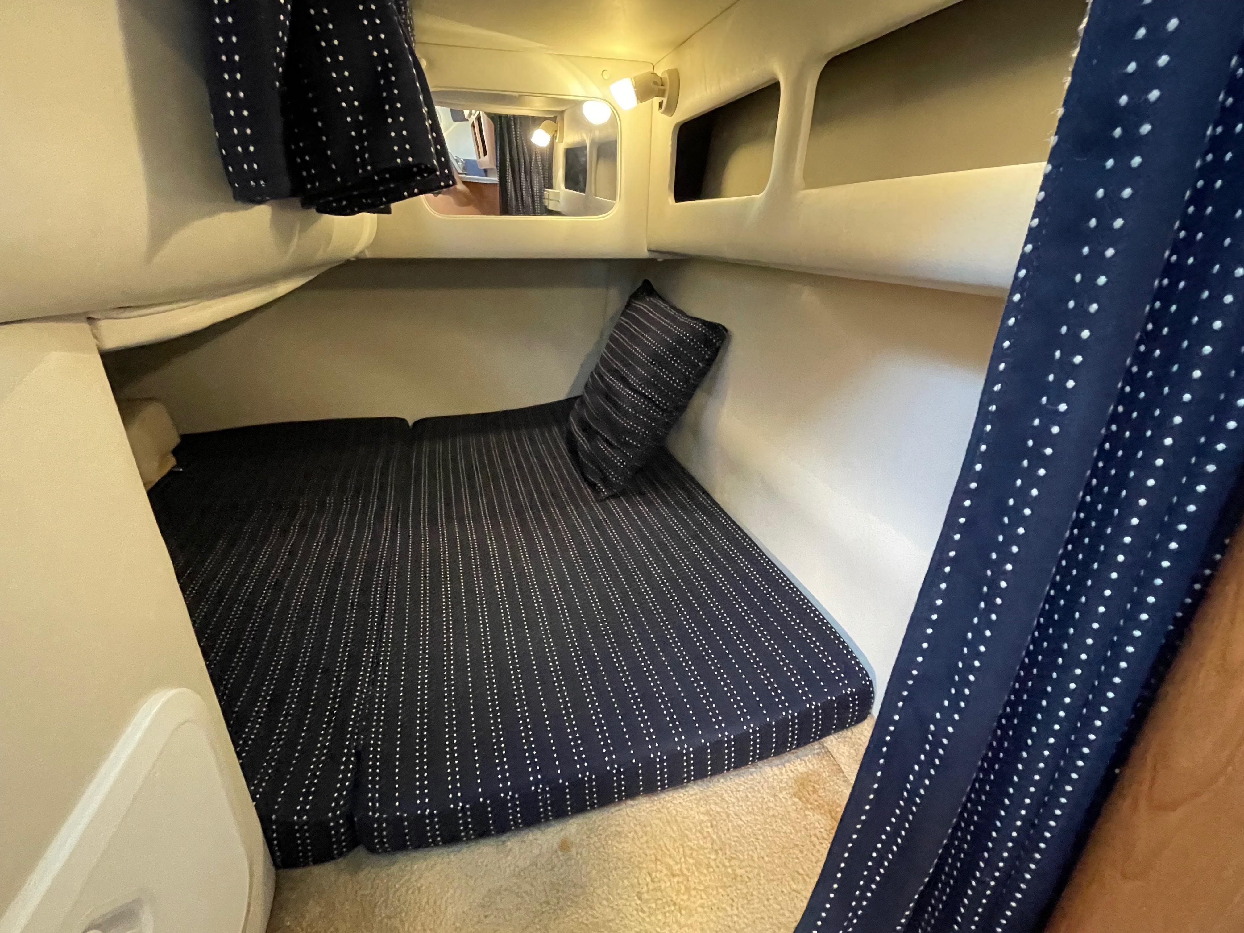 Crownline 270 CR — foto 23 van 25