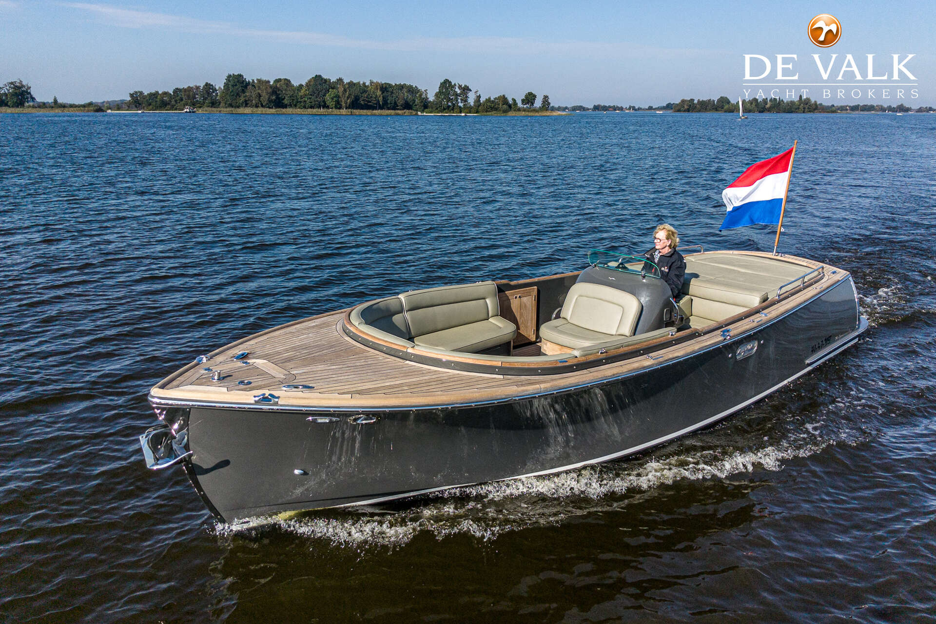 Long Island 28 Sportsman — foto 11 van 36