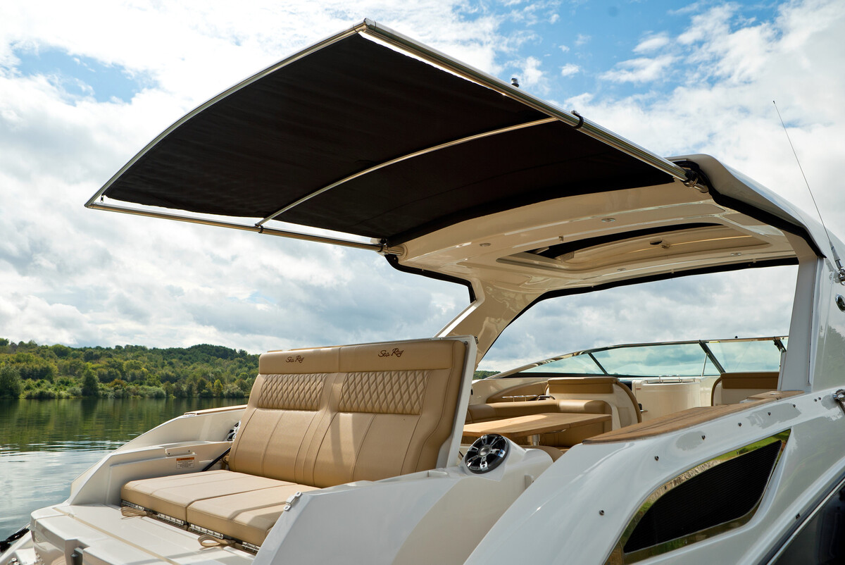 Sea Ray SLX 350 Outboard — foto 3 van 20