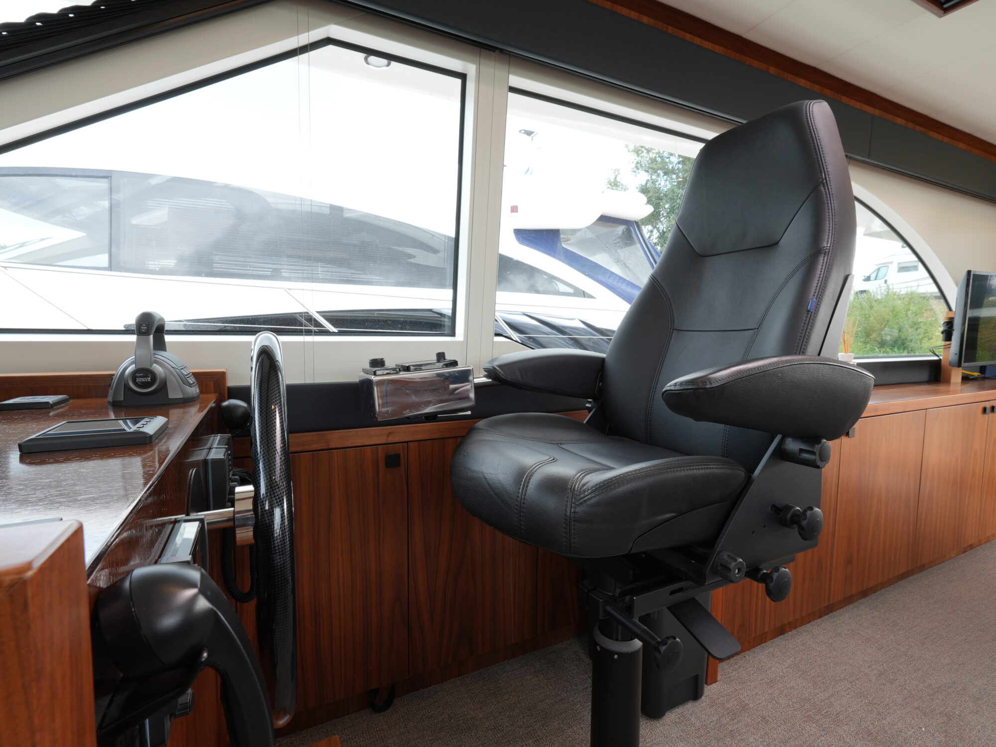 Van den Hoven Executive 15.00 MK II — foto 45 van 70