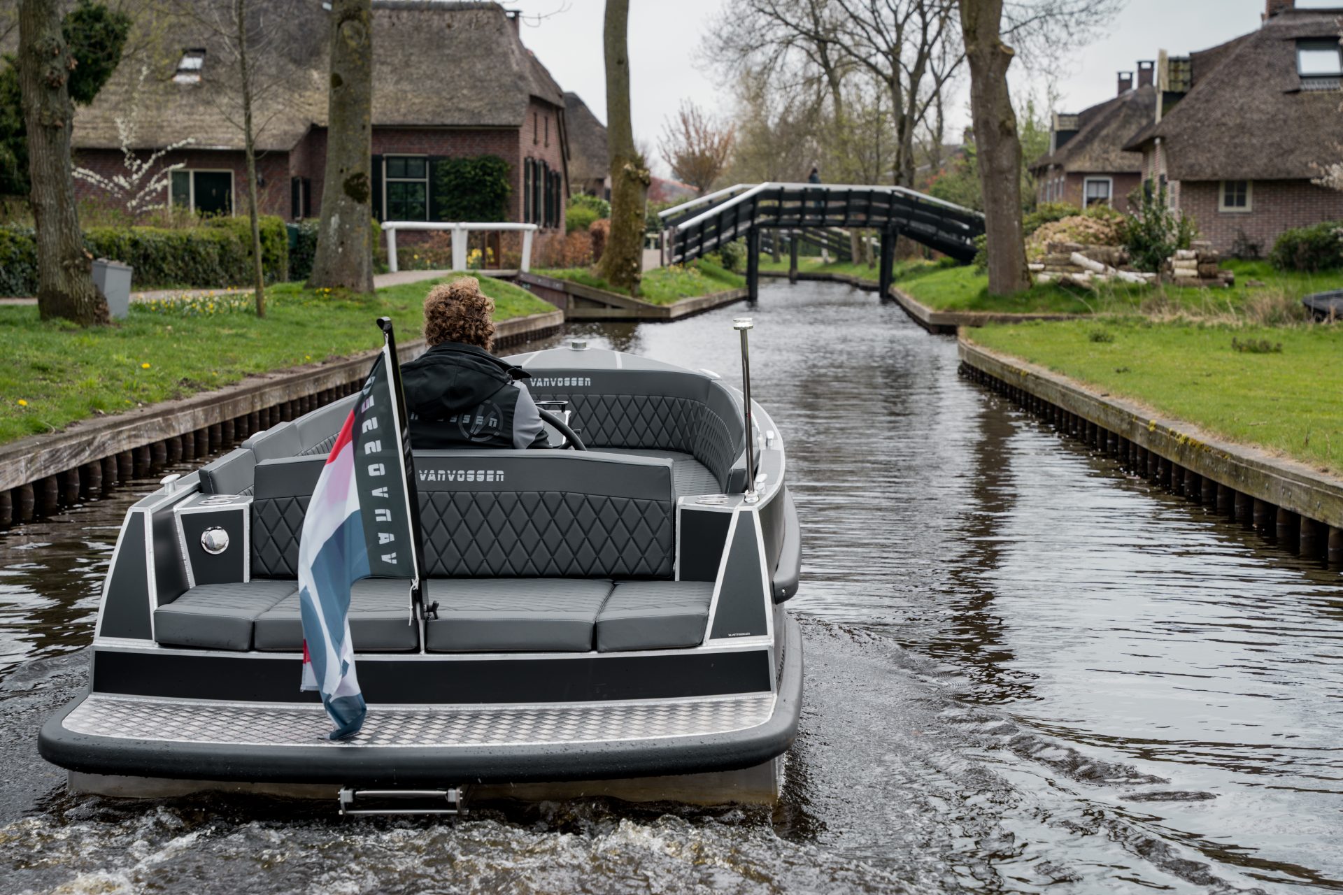 Van Vossen VanVossen E-Tender 595 — foto 2 van 16