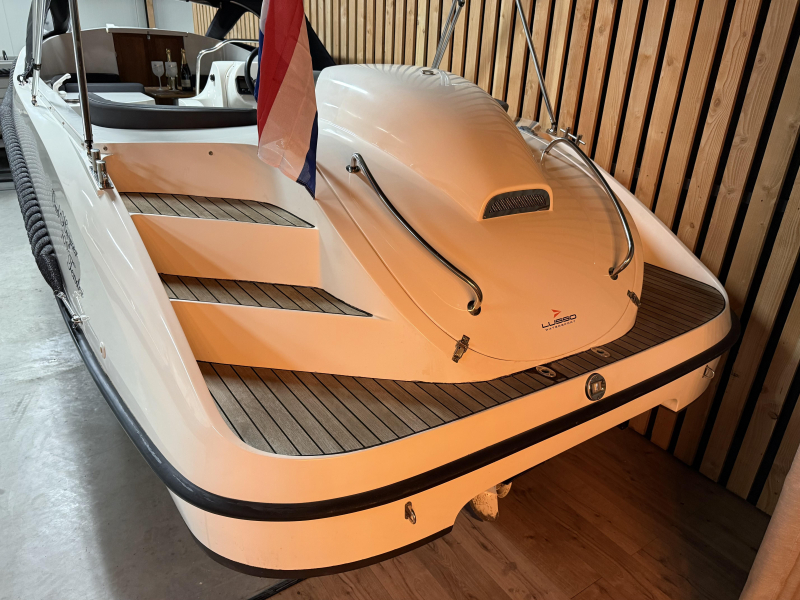 Oud Huijzer 700 Cabin 115pk Yamaha — foto 8 van 12