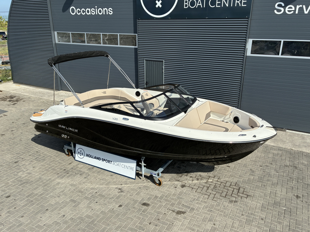 Bayliner V20 — foto 13 van 17