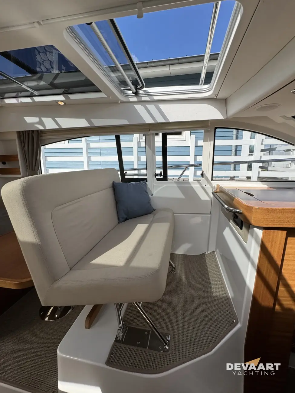 Nimbus 305 Coupe — foto 7 van 23