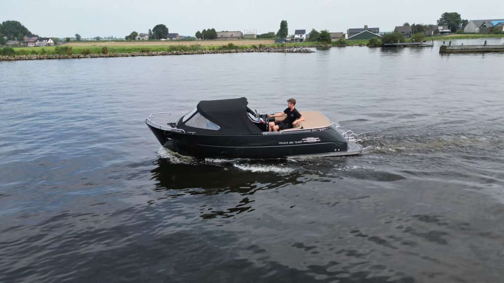 Primeur 620 tender DE GROOTSTE SLOEPENSHOWROOM VAN NEDERLAND  — foto 6 van 9