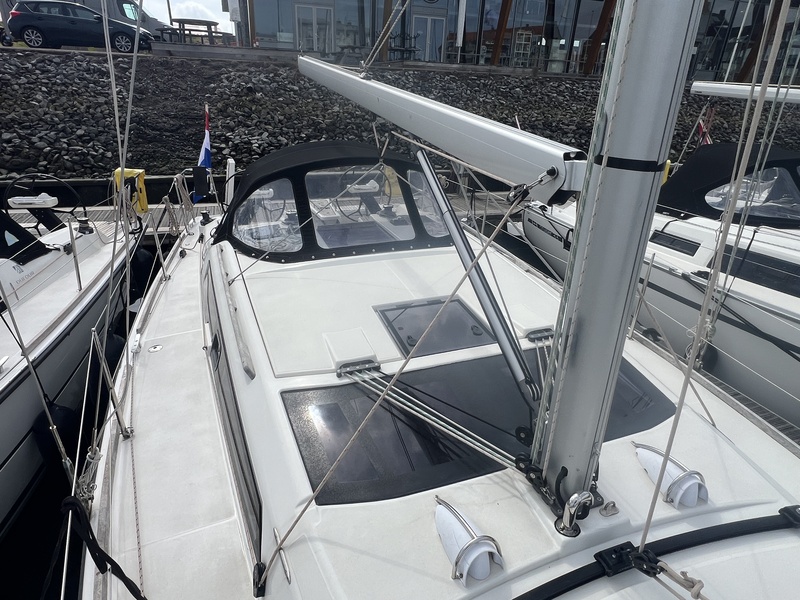 Dufour 360 GL — foto 32 van 46