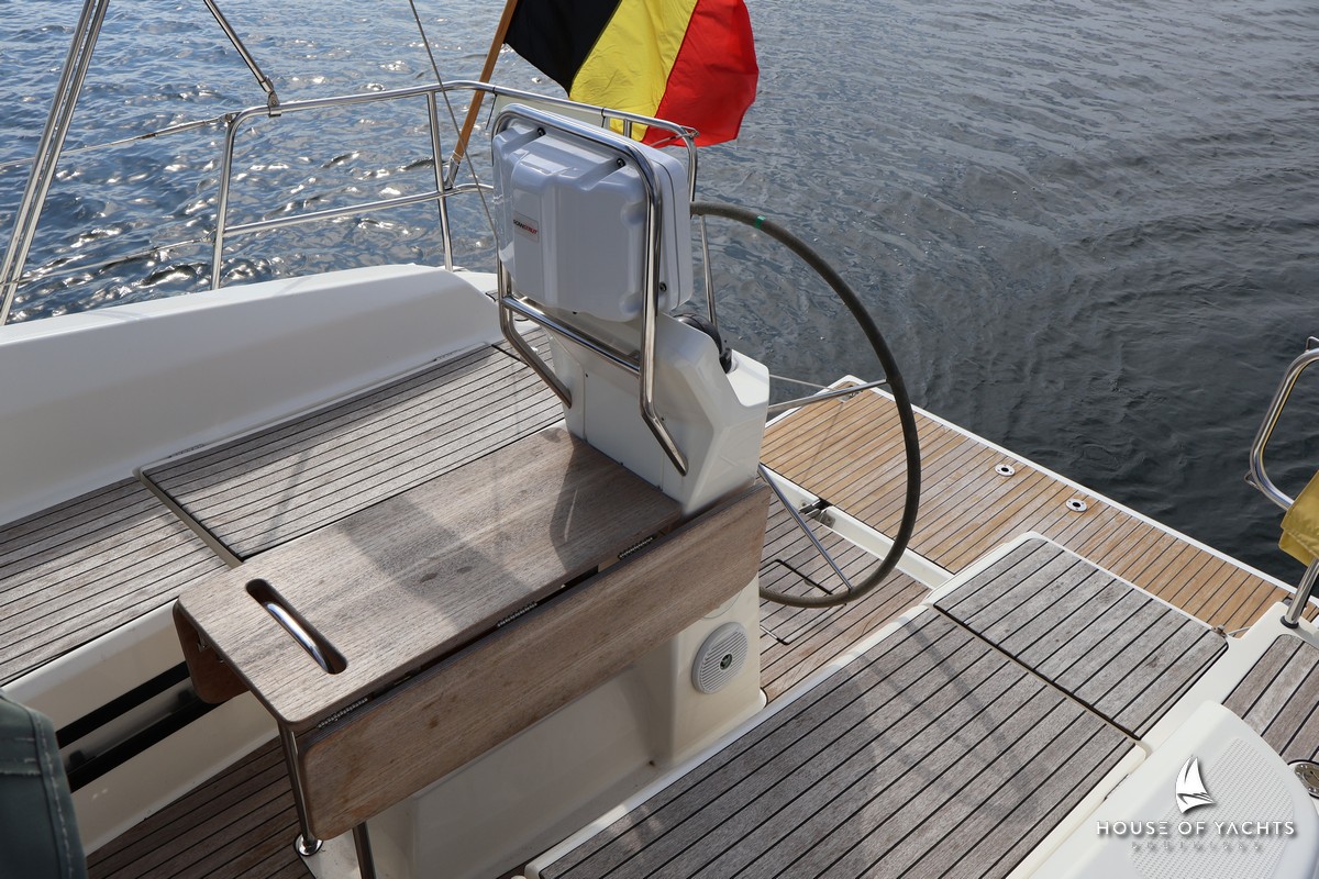 Bavaria 36 Cruiser — foto 3 van 12