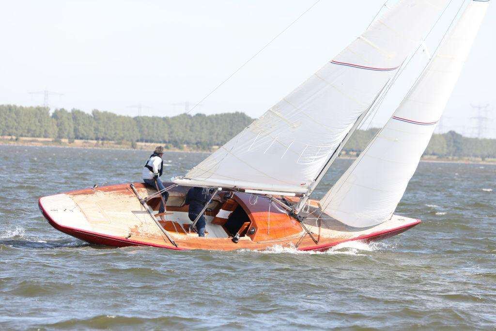 Motorjacht Ed Dubois Bolero — foto 2 van 8