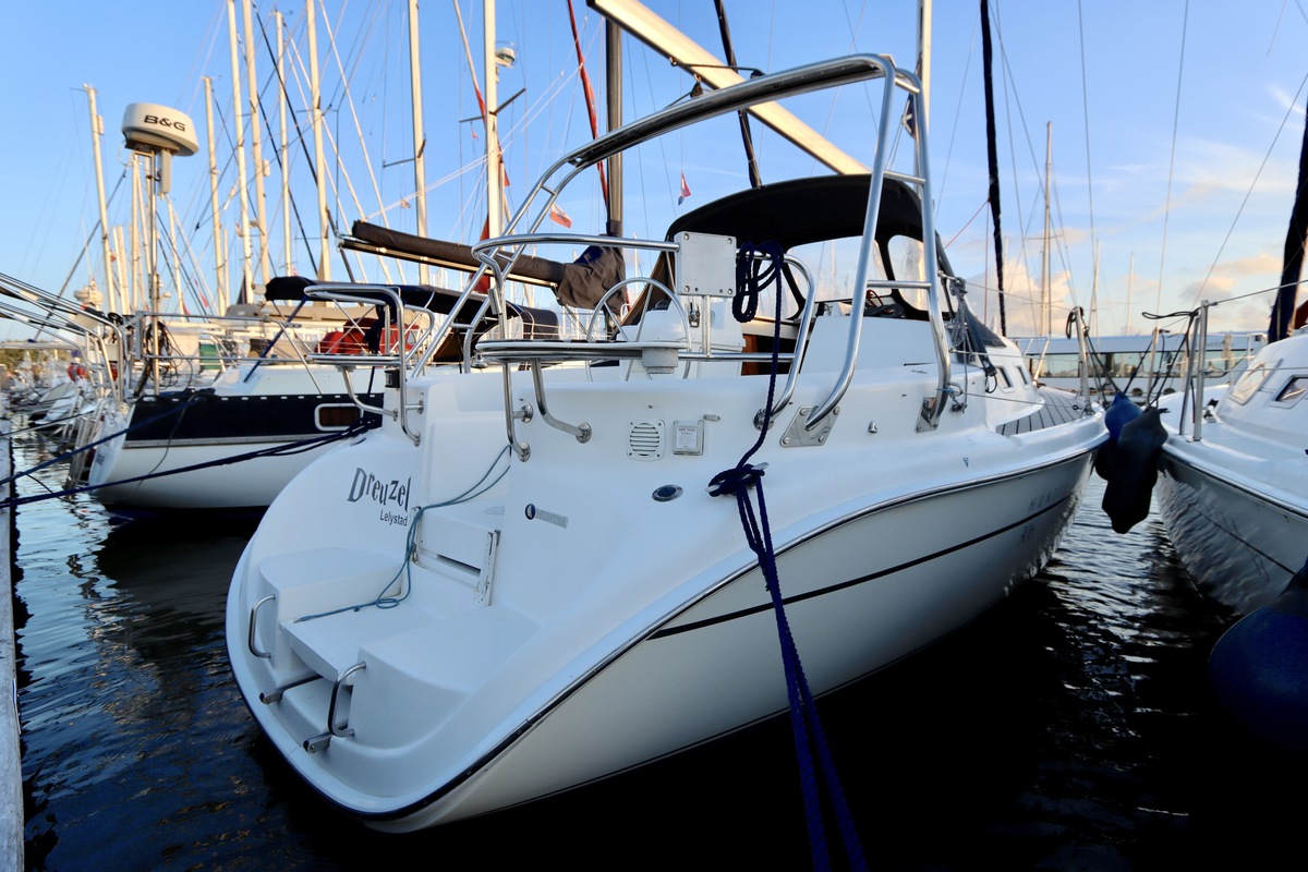 Hunter 306 — foto 12 van 66