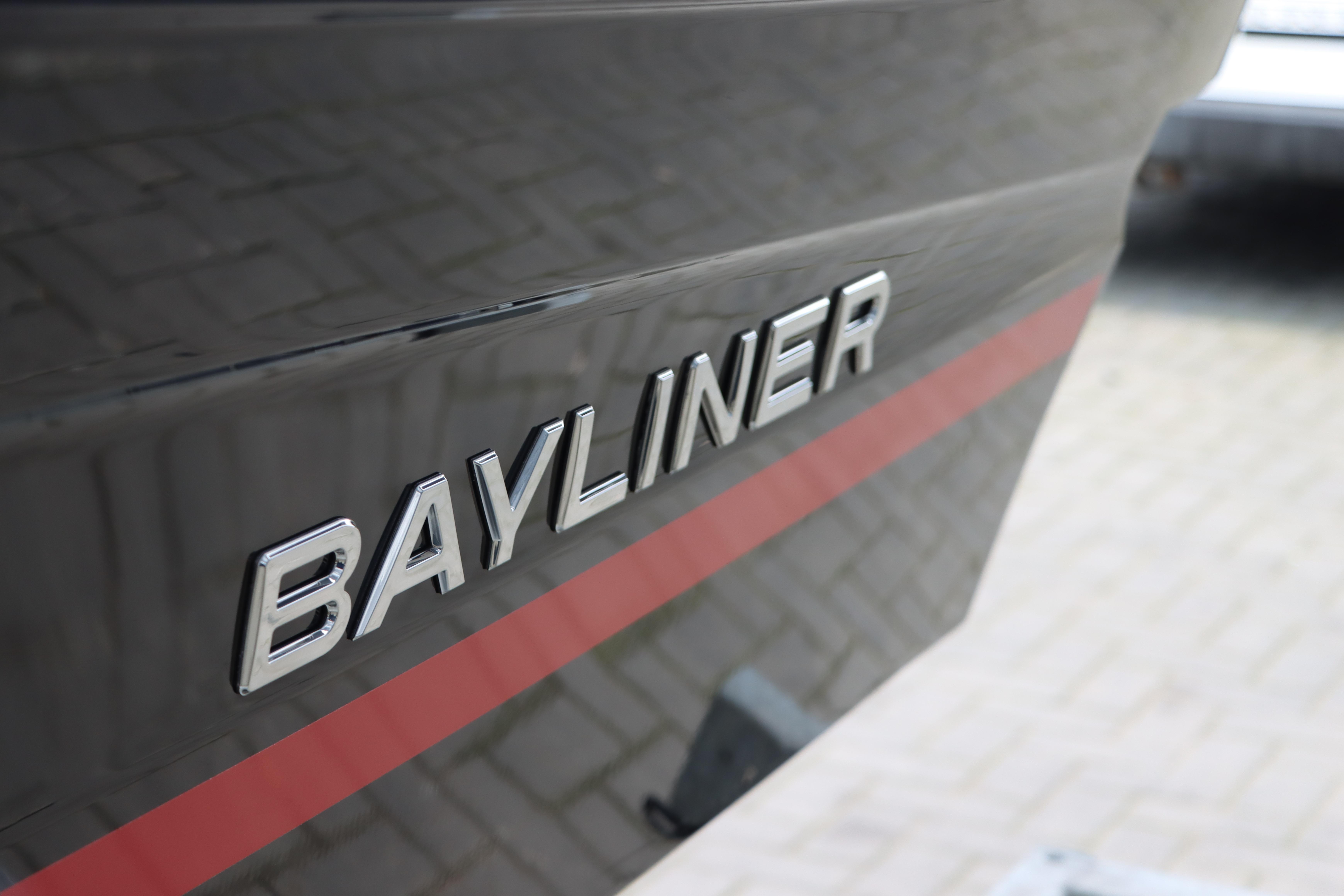 Bayliner VR4 Bowrider OB — foto 14 van 18