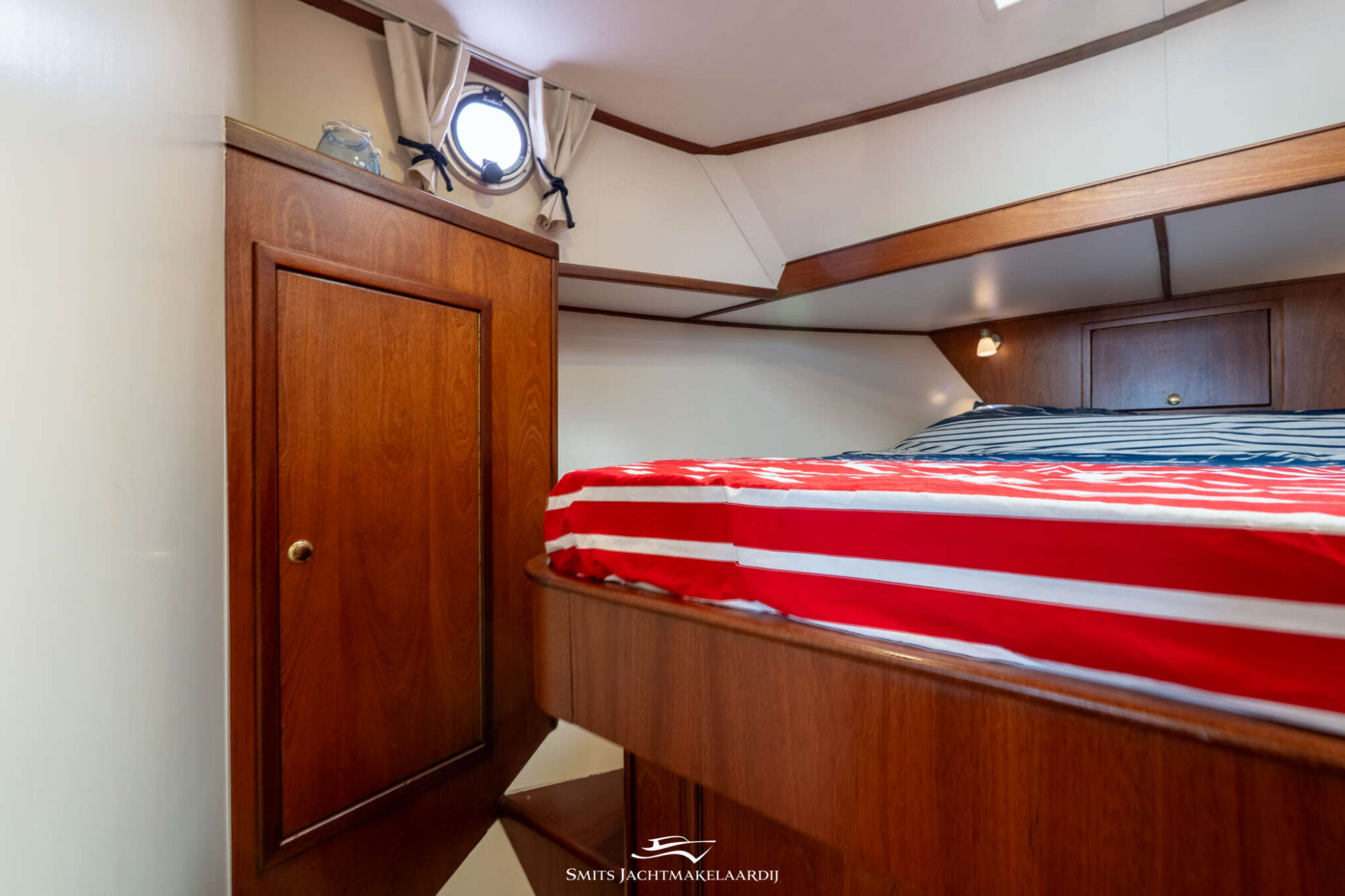 Bach Yacht 35 OK — foto 13 van 29