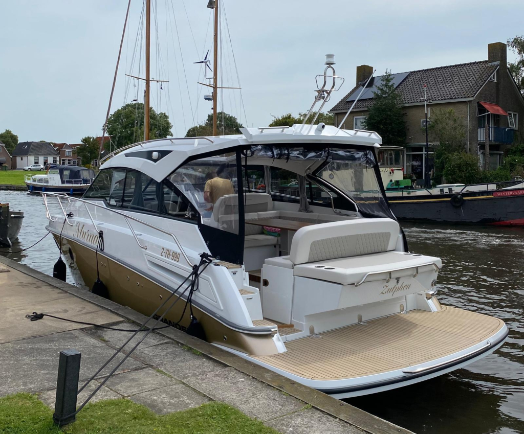 Grandezza 34 OC – 2024 | Volvo Penta D6-380 DPI | Full Options | < 200 vaaruren — foto 6 van 29