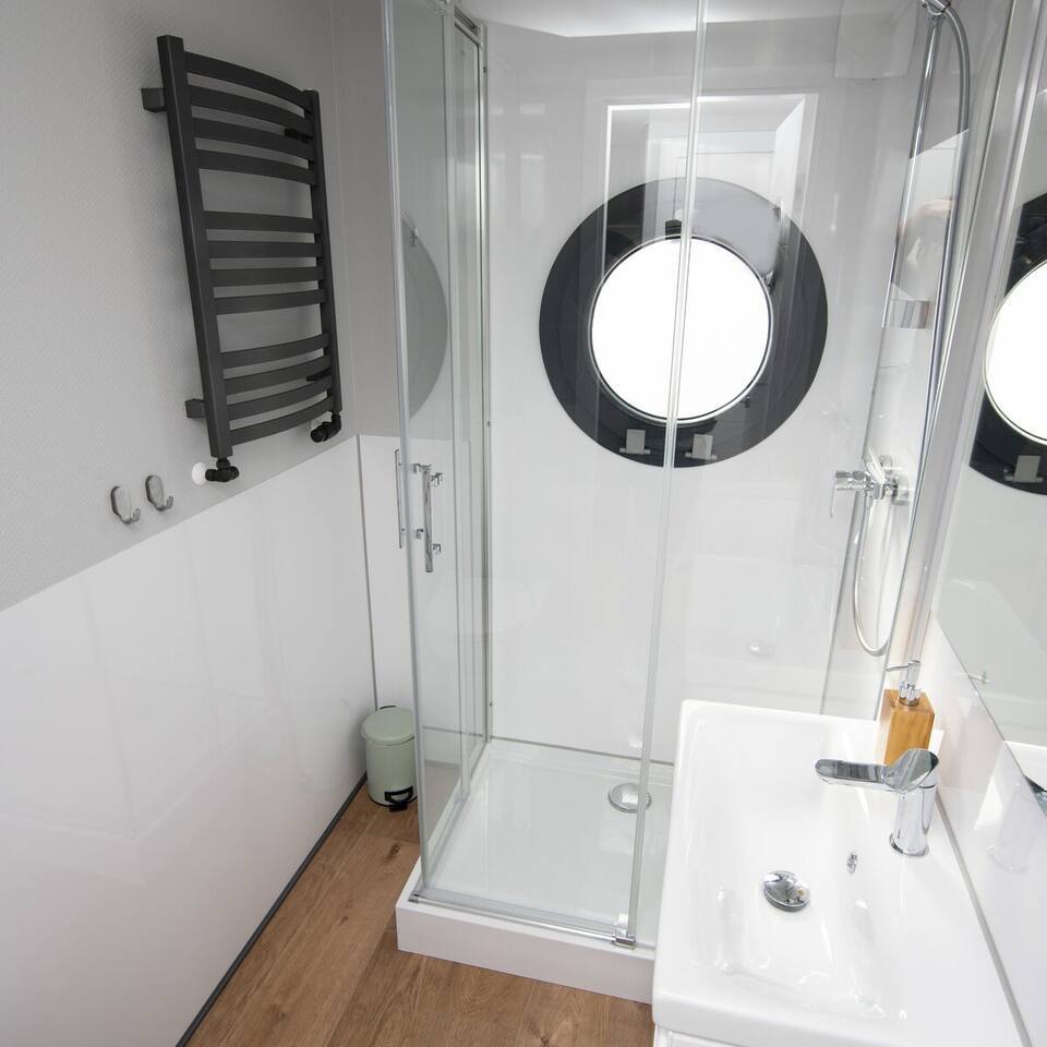 La Mare Houseboat Apartboat XL — foto 11 van 16