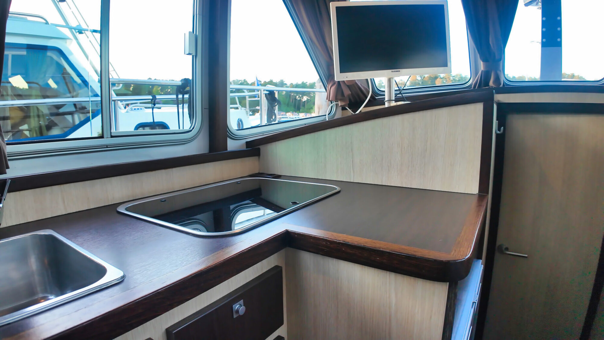 Aventura 34 AK Cabrio — foto 9 van 28