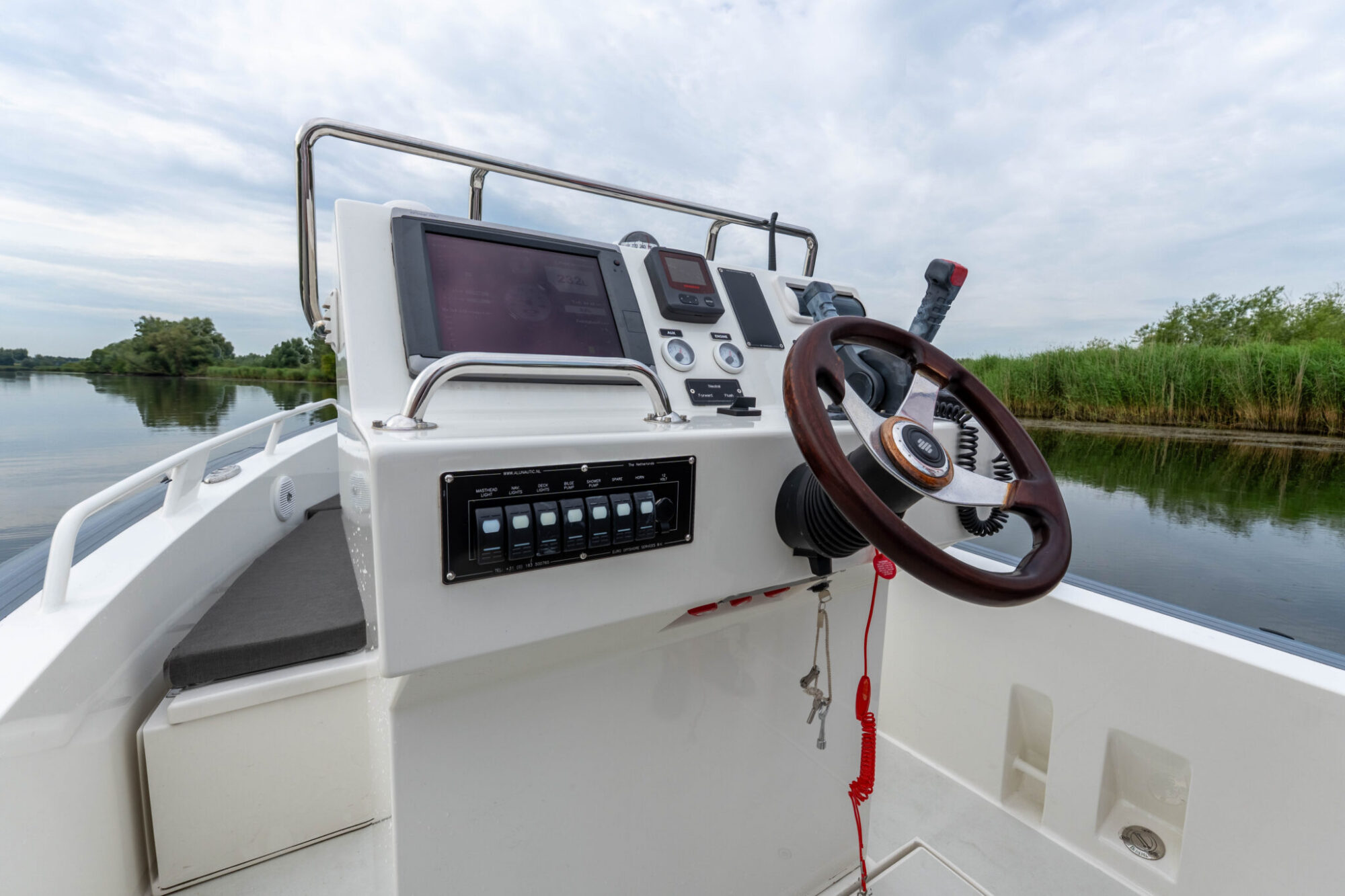 EO Workboats Alunautic 7.10 Yacht Tender — foto 10 van 20