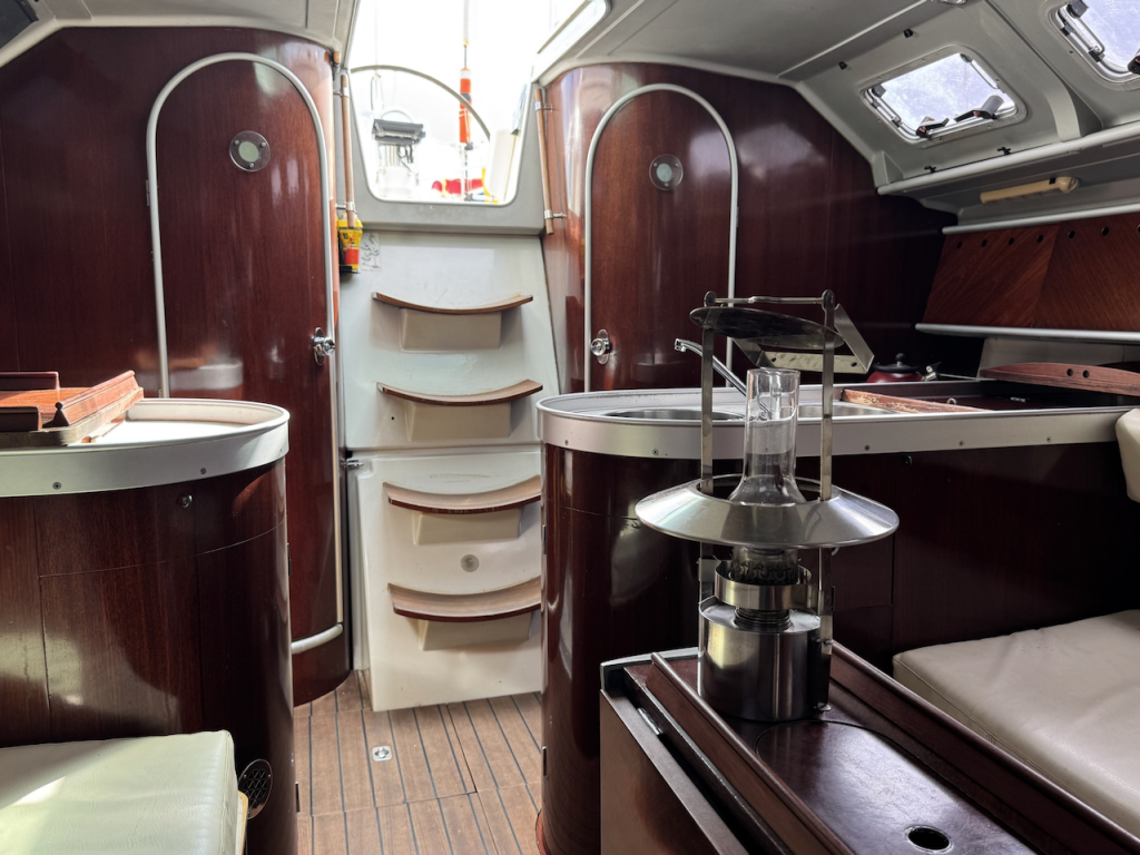 Beneteau First 38s5 — foto 14 van 24
