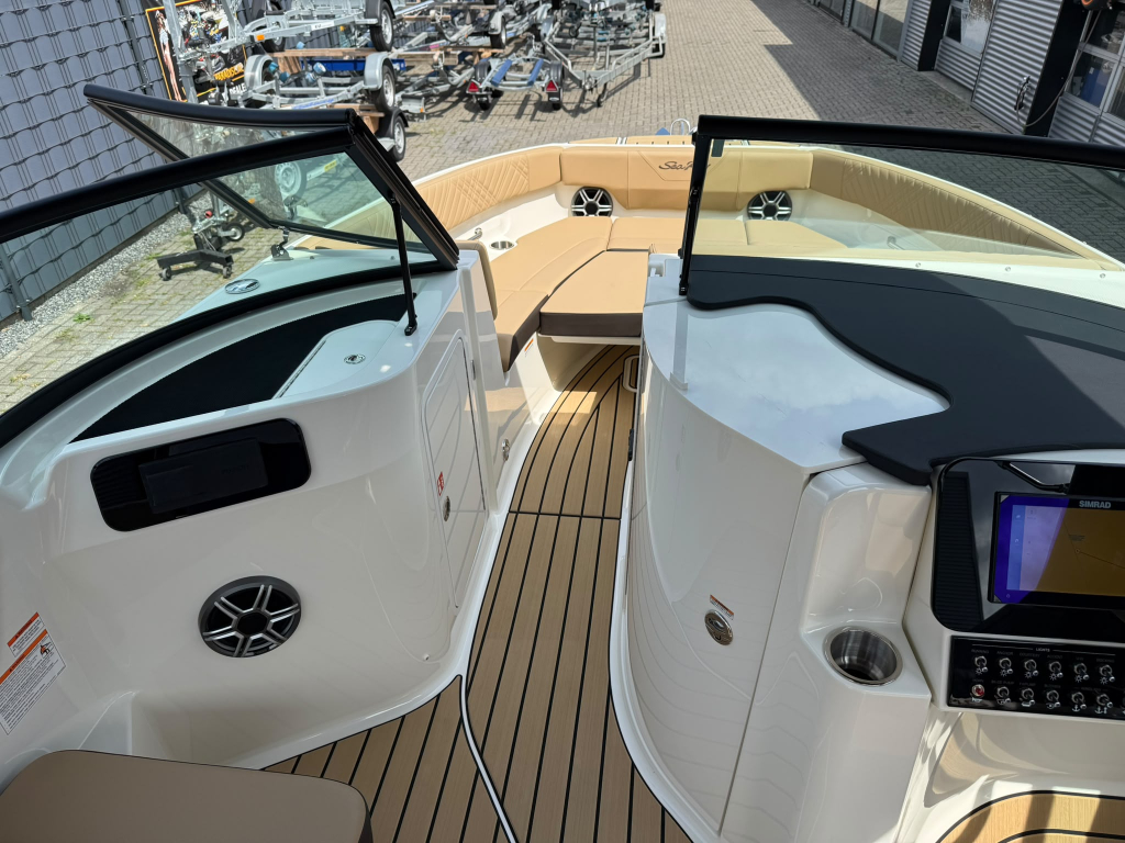 Sea Ray SDX 230 — foto 28 van 50