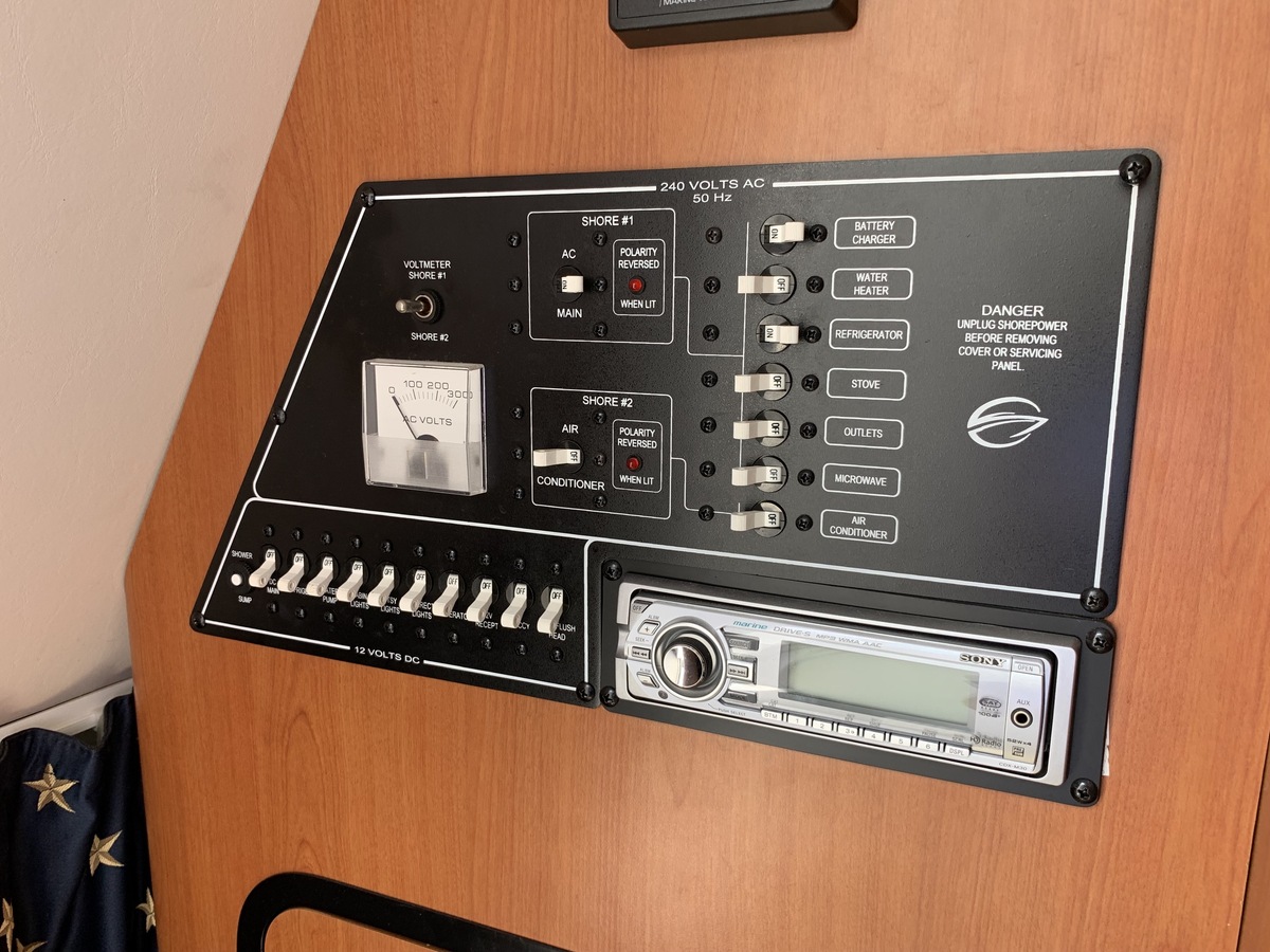 Crownline 280 CR — foto 33 van 37