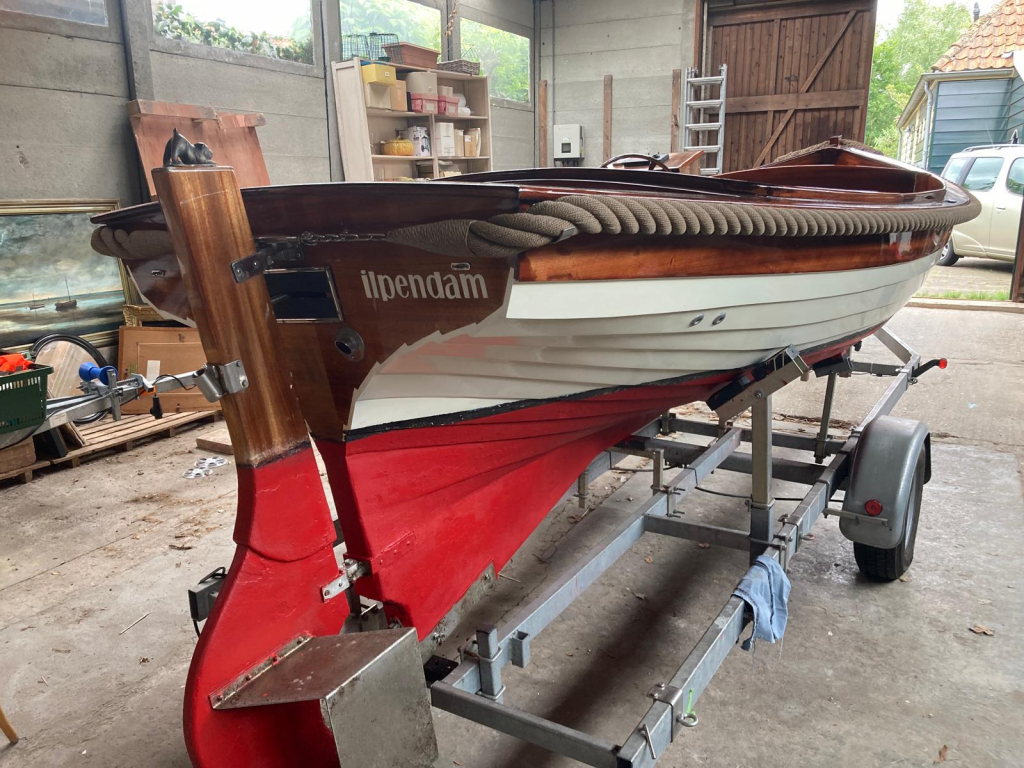 Unieke klassieke Spiegelsloep type ' Kapiteinssloep ' met Vetus inboard diesel — foto 19 van 22