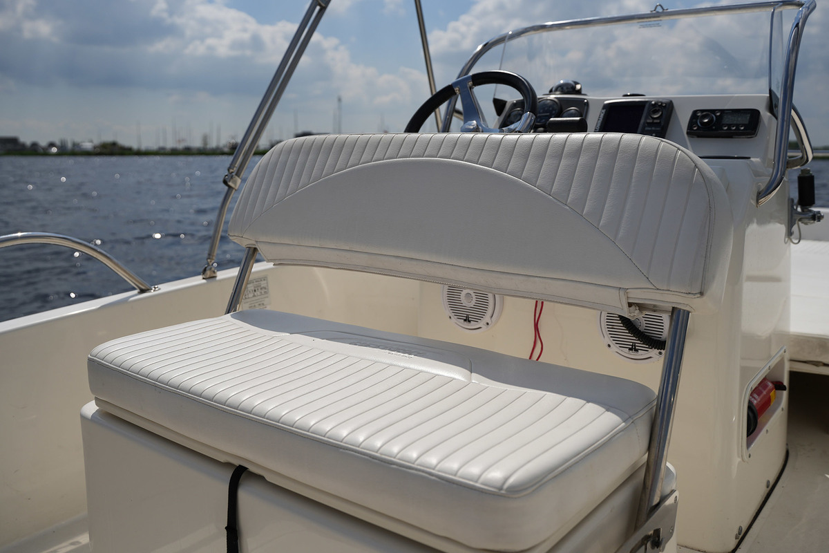 Boston Whaler 170 Dauntless — foto 19 van 36