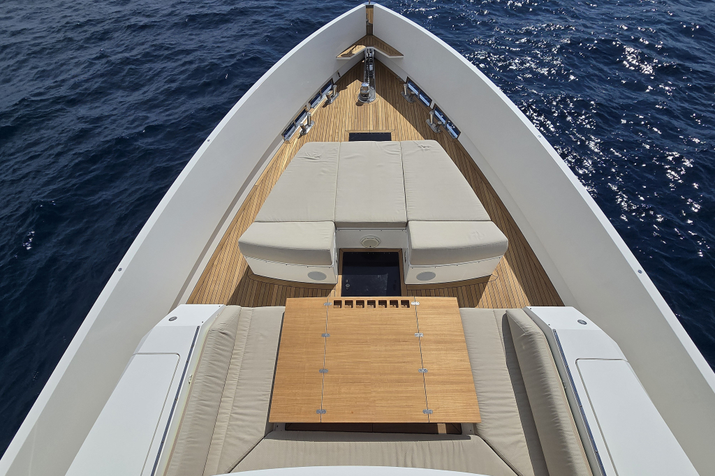 Delta Powerboats 88 Carbon — foto 14 van 75