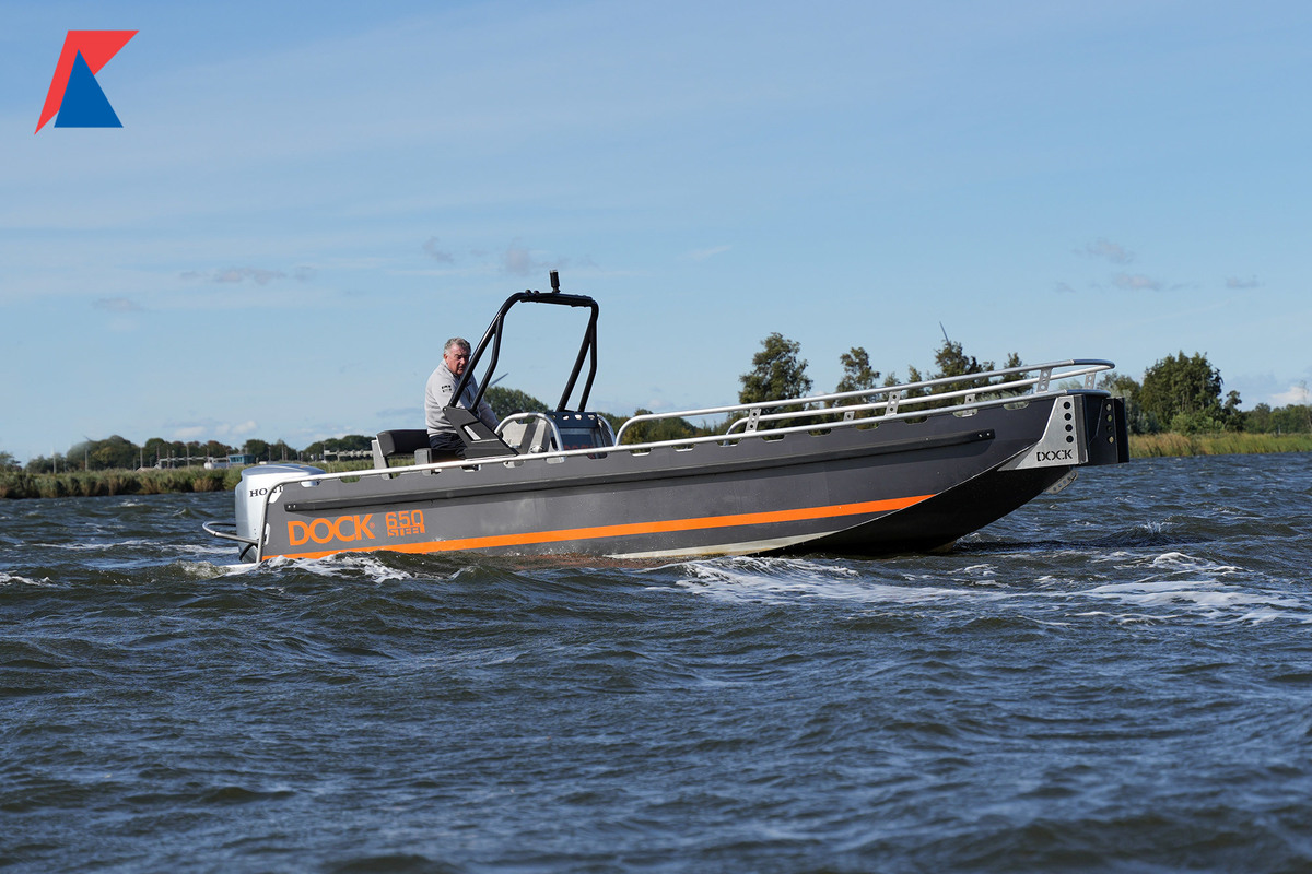 Dock Steel 650 — foto 1 van 37