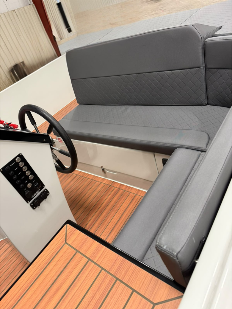 Clever 63 incl. Suzuki 60PK VAARKLAAR AANBIEDING € 39.999,00 — foto 4 van 12