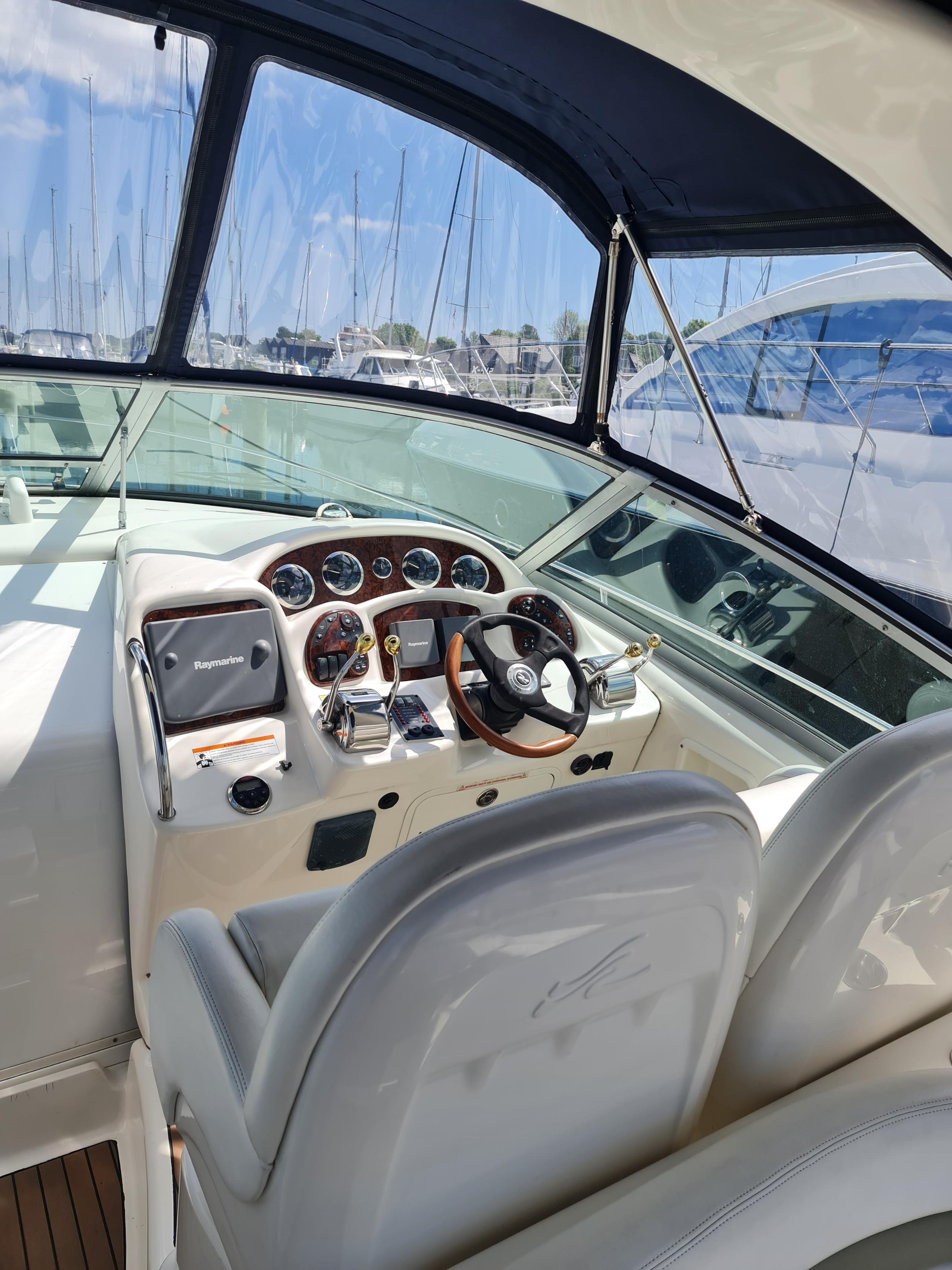 Sea Ray 375 Sundancer — foto 6 van 39