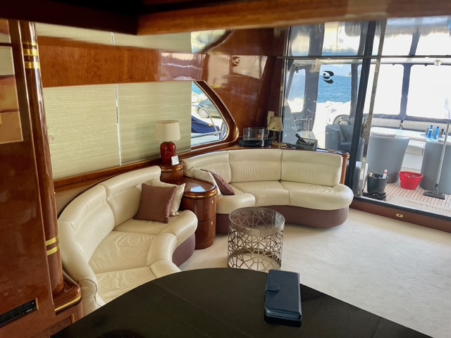 Elegance 70 Flybridge - REFIT 2020 - BluYachting — foto 2 van 12