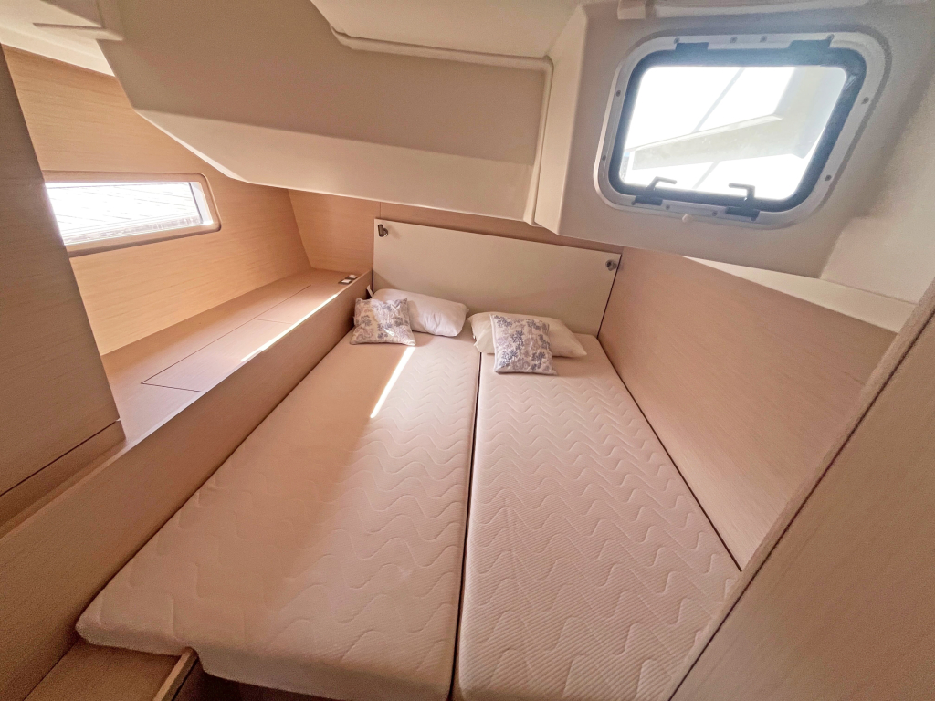 Beneteau Oceanis 51.1 — foto 32 van 47